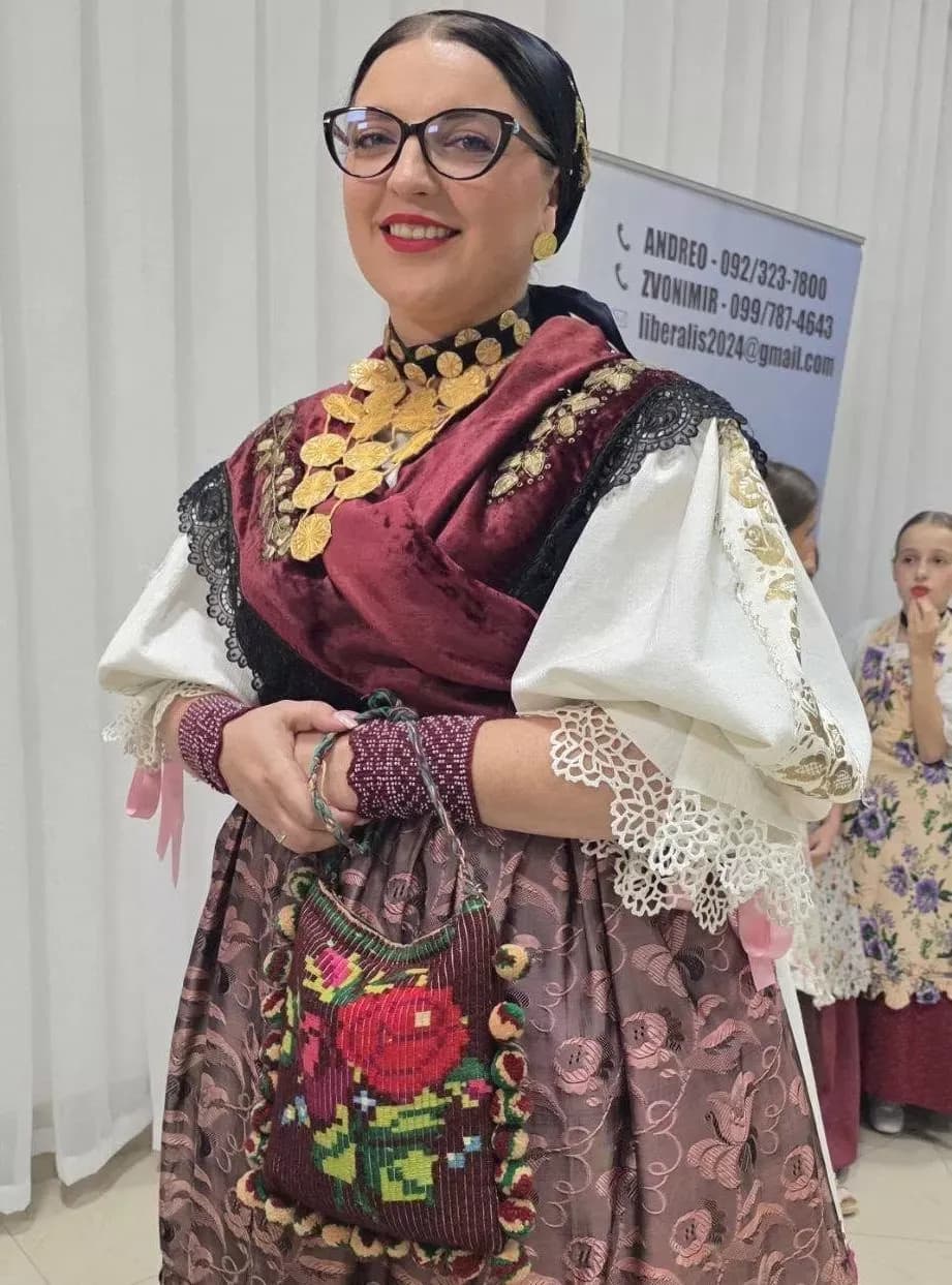 Izabrana najljepša šarenica u Oprisavcima – slavila Gabrijela Matasović iz Velike Kopanice