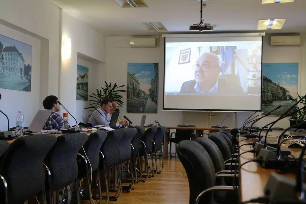 „ČETVRT KNJIGE“ U PLETERNICI: Na Zelenoj radionici predstavljene slikovnice Martine Markov uz druženje s galebom Markom