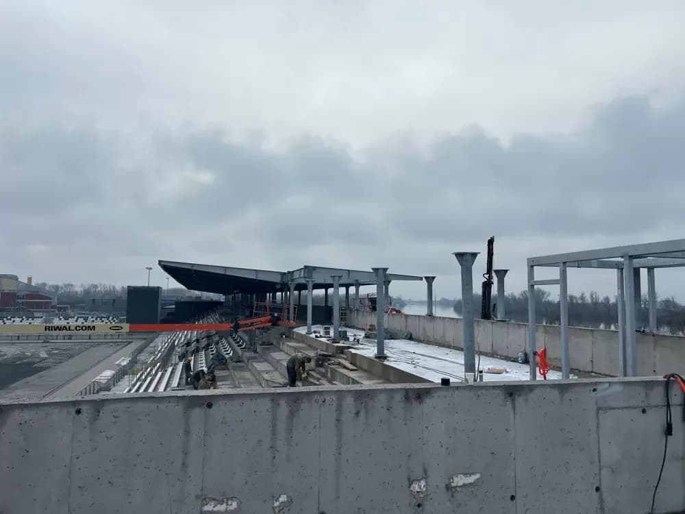 Zapadni dio južne tribine Stadiona kraj Save prerasta u suvremeni sportski kompleks