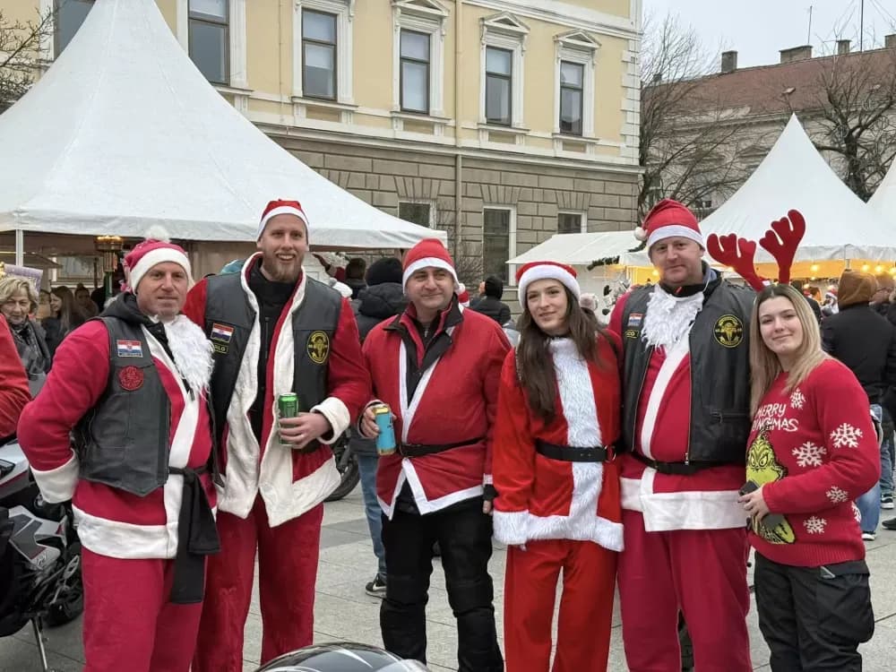 Moto Mrazovi i ove godine razveselili brodske mališane