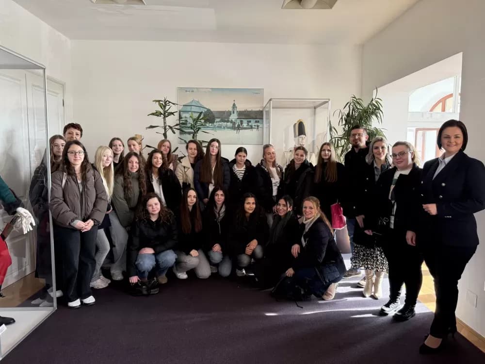 Upriličen prijem učenika Erasmus+ projekta „Green, Digital, Active“ u Gradskoj upravi