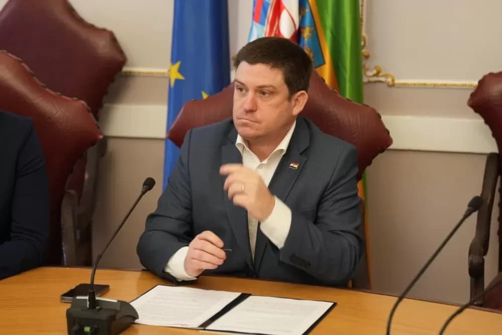 Danijel Marušić na potpisivanju ugovora: Čvor Požega otvara nove razvojne prilike za Brodsko-posavsku županiju