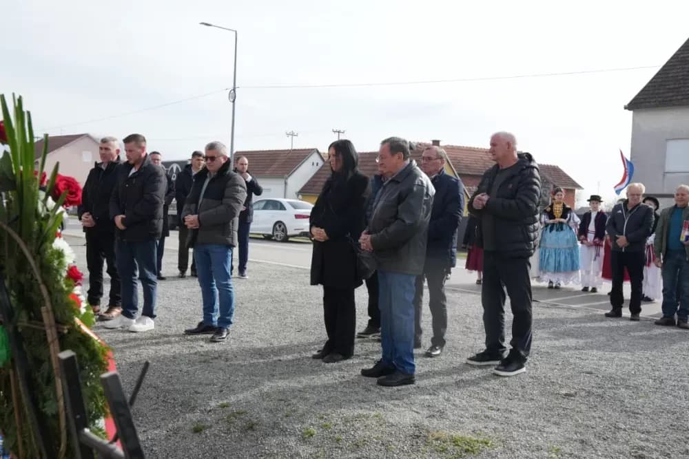 Svečano i dostojanstveno u Sibinju: Odana počast žrtvama i obilježen Dan općine