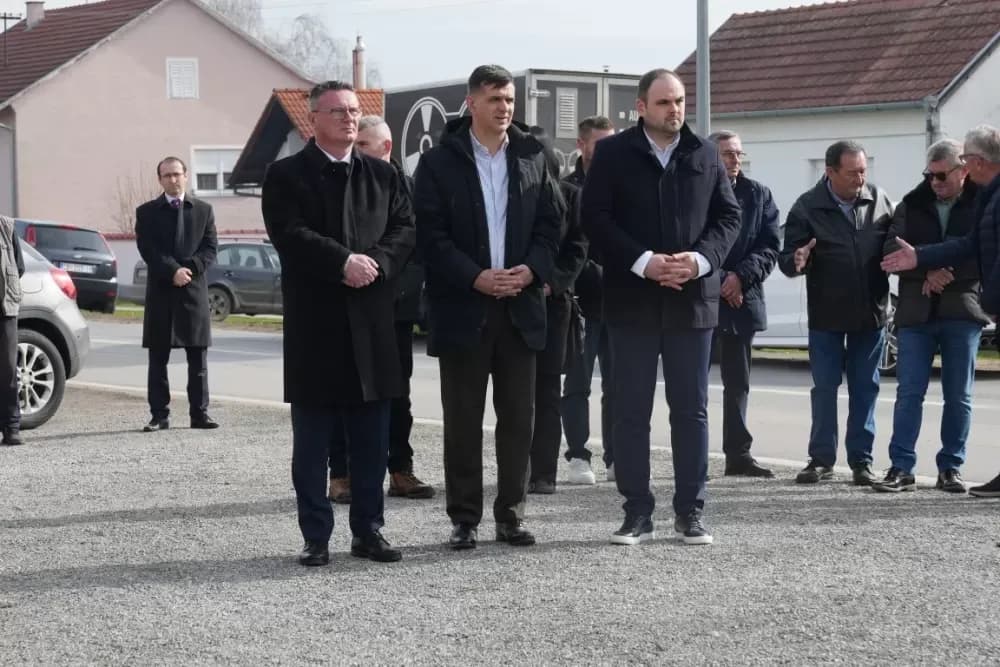 Svečano i dostojanstveno u Sibinju: Odana počast žrtvama i obilježen Dan općine