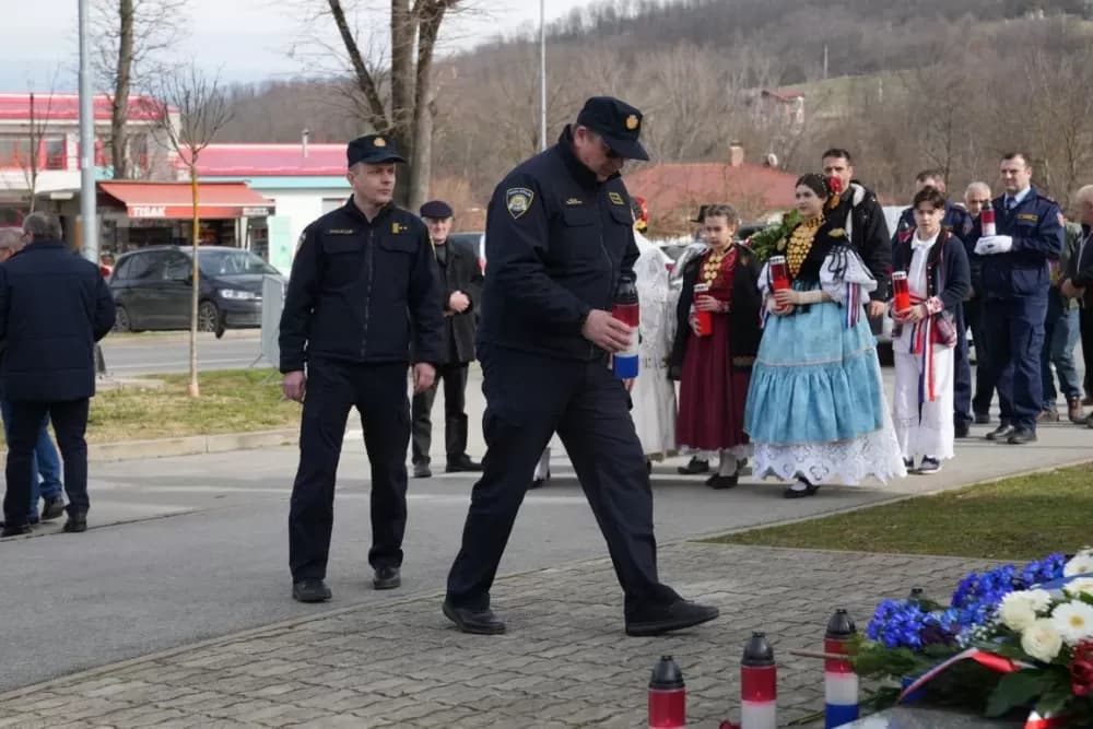 Svečano i dostojanstveno u Sibinju: Odana počast žrtvama i obilježen Dan općine