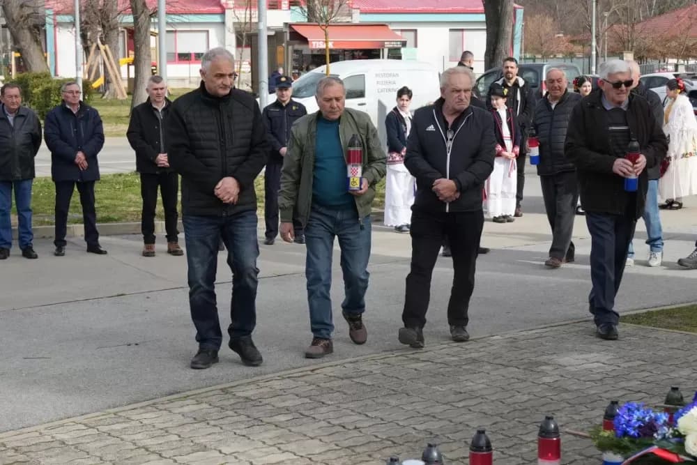 Svečano i dostojanstveno u Sibinju: Odana počast žrtvama i obilježen Dan općine