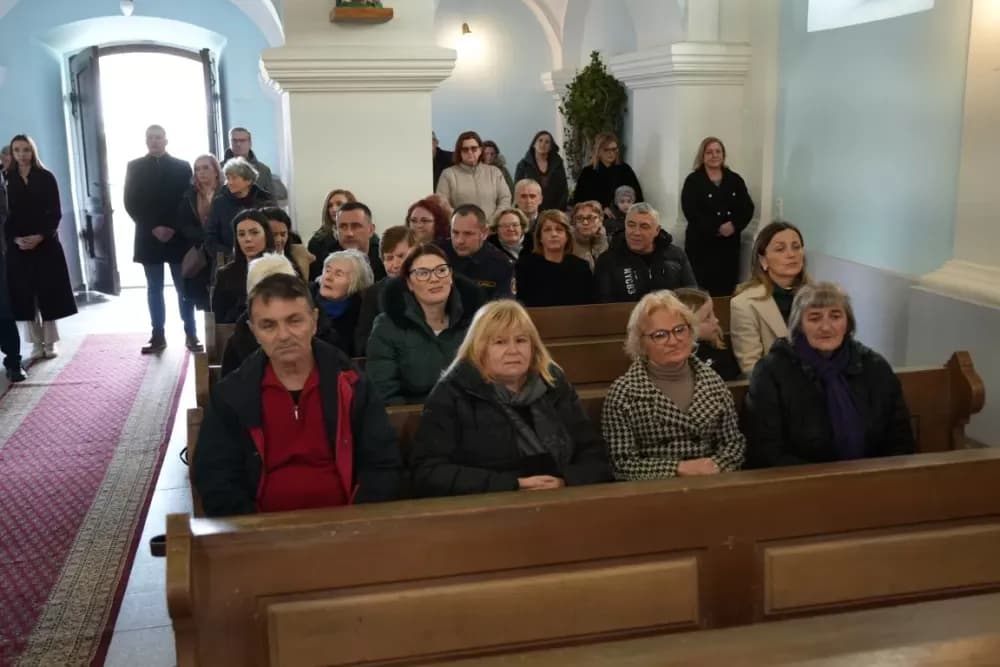 Svečano i dostojanstveno u Sibinju: Odana počast žrtvama i obilježen Dan općine