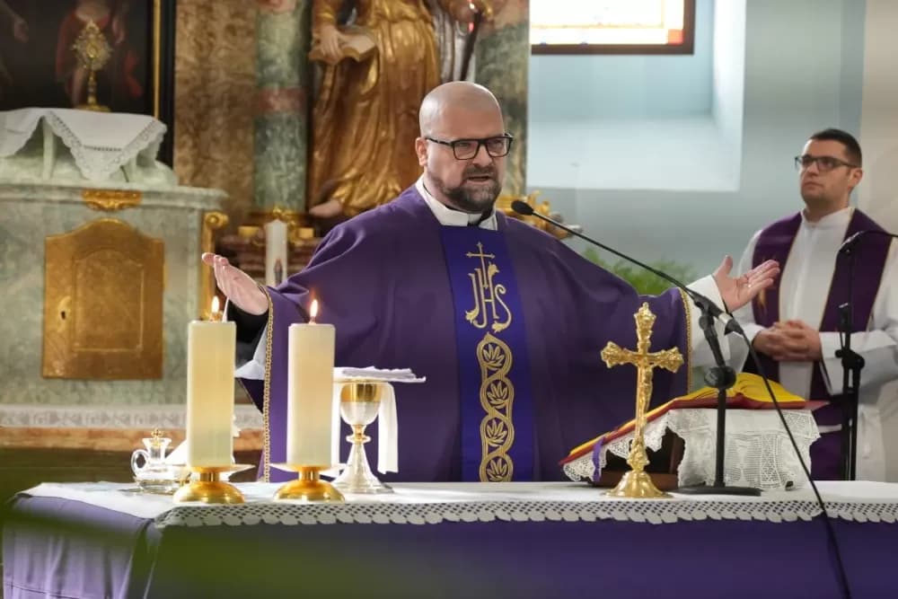 Svečano i dostojanstveno u Sibinju: Odana počast žrtvama i obilježen Dan općine