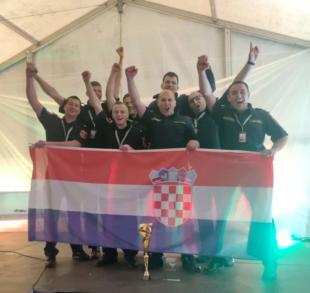 Odlični rezultati JVP-a Grada Slavonskog Broda na natjecanju u Češkoj