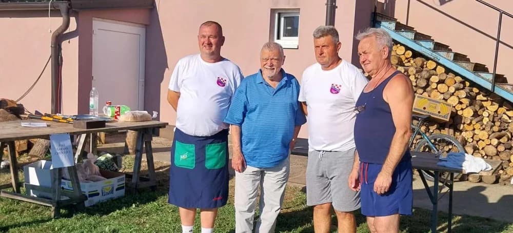 VELIKA FEŠTA KRAJ SL. BRODA: Na Fišijadu u Šumeće stigao i Mesić