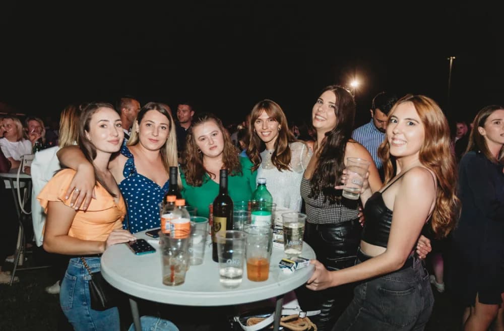 [NAJAVA] VETOVAČKO LJETO 2024.: Ulaznice za veliki koncert Ace Lukasa dostupne su u požeškom Clubu Saloon i sustavu Eventim