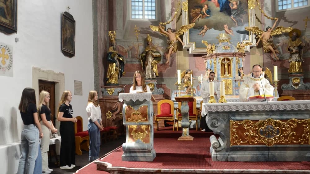 Misa zaziva Duha Svetoga za učenike i profesore gimnazije fra M. Lanosović u Sl. Brodu