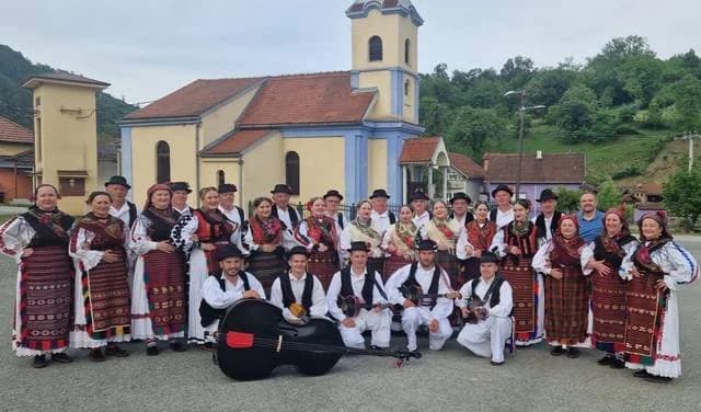 “KOLO NA MEDANU”: Priča o bogatstvu tradicijske baštine sela Drežnik i njenim vrijednim čuvarima