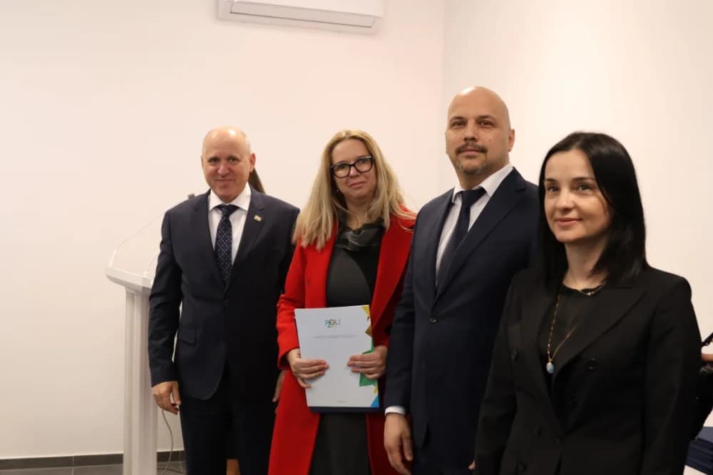SLAVONSKI ŠAMAC: Premijer Plenković s ministrima i drugim dužnosnicima održao sjednicu Savjeta za Slavoniju, Baranju i Srijem