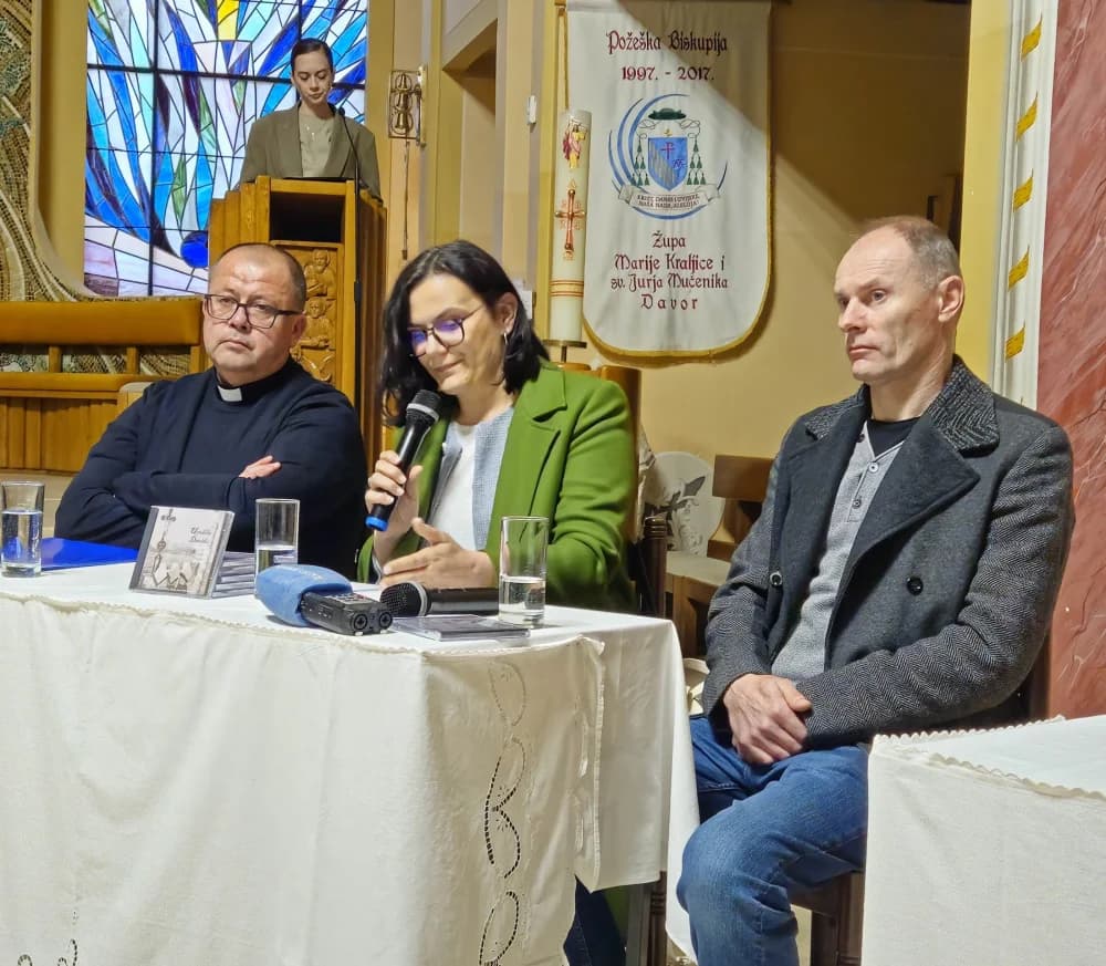 Ženska pjevačka skupina iz Davora snimila album korizmenih napjeva