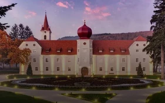 Slavonska kuća Vinkomir i rezidencija Dvorca u Kutjevu: Radionice za sve ljubitelje vinske kapljice i one koji će to postati!