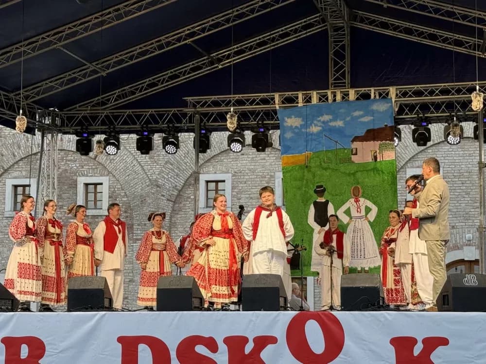 Brodskim kolom slavonska tradicija zasjala u punom sjaju