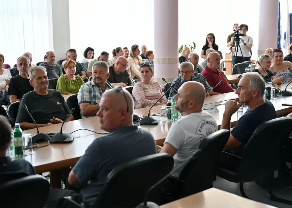 Građanima Sl. Broda predstavljen pilot-projekt zamjene kućnih ložišta: ʼNa raspolaganju smo za svu stručnu i tehničku podrškuʼ