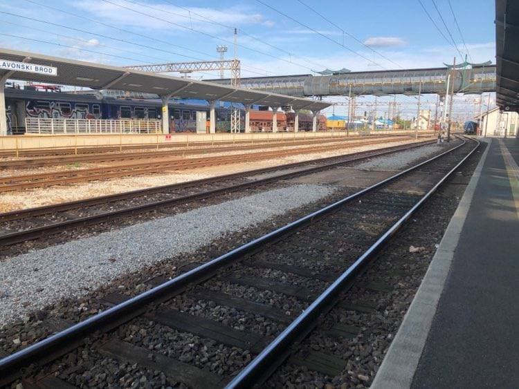 Požeški ratari na njivama: Počela jesenska sjetva