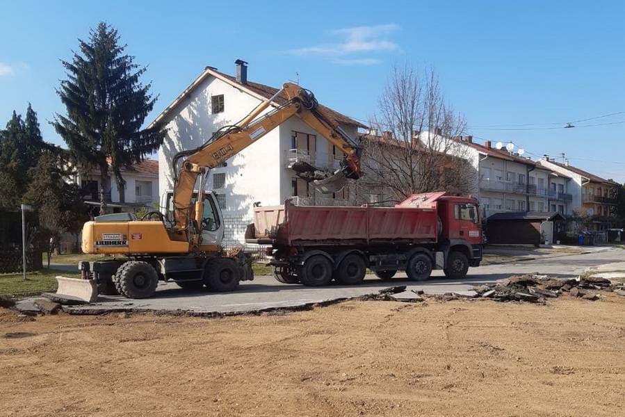 Jakšić dobio novu tradiciju: Veliki odaziv na adventsko druženje
