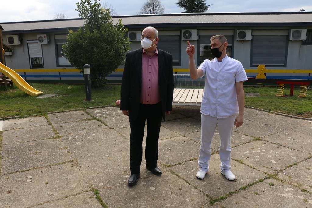 NASTUP U RODNOM GRADU: Ružica Maurus spojila sevdah, klasike i božićnu čaroliju