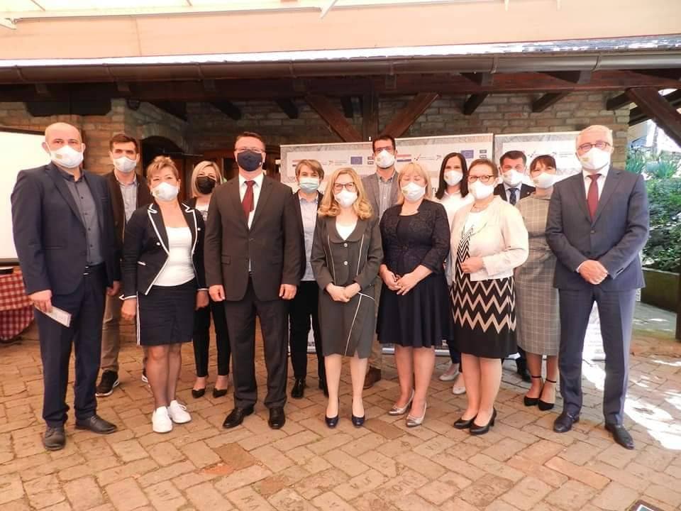 Poruka Svetosavske akademije u Požegi: „Sve da vam biva u ljubavi!“ (1 Kor 16, 14)