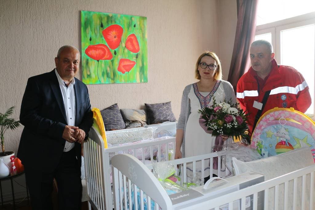 Slavonska ikavica i smijeh do suza napunili požeško kazalište