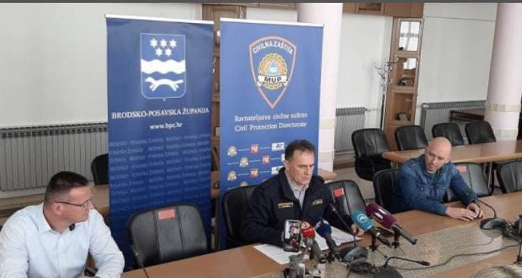 Na vojnom mimohodu u Zagrebu sudjelovali i predstavnici vatrogasaca Požeško-slavonske županije