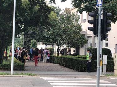 Prijatelji veličanke Danica Mandić uz tortu proslavili 546 godina života