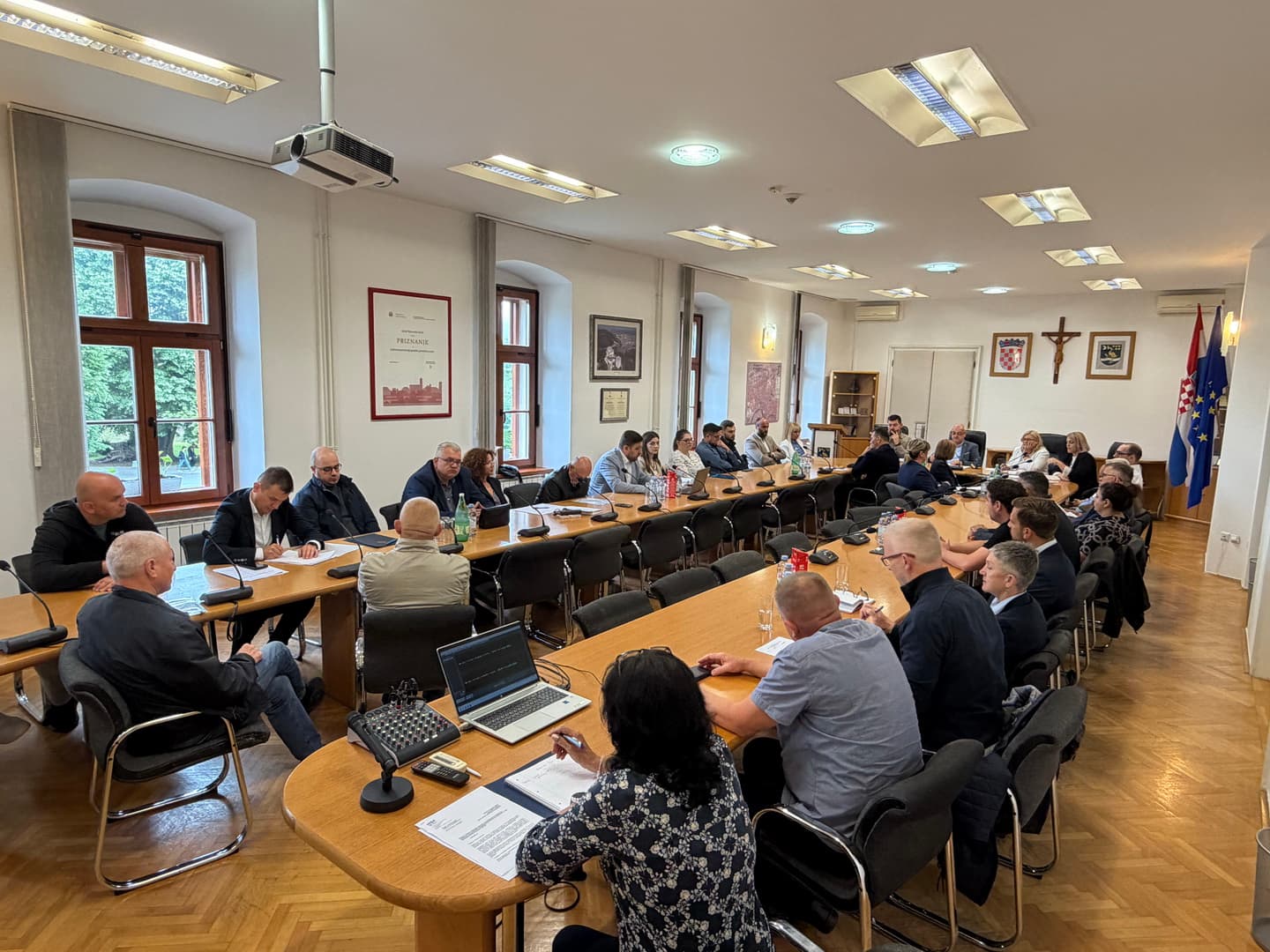 Održan sastanak s gospodarstvenicima radi povećanja cijena komunalne naknade