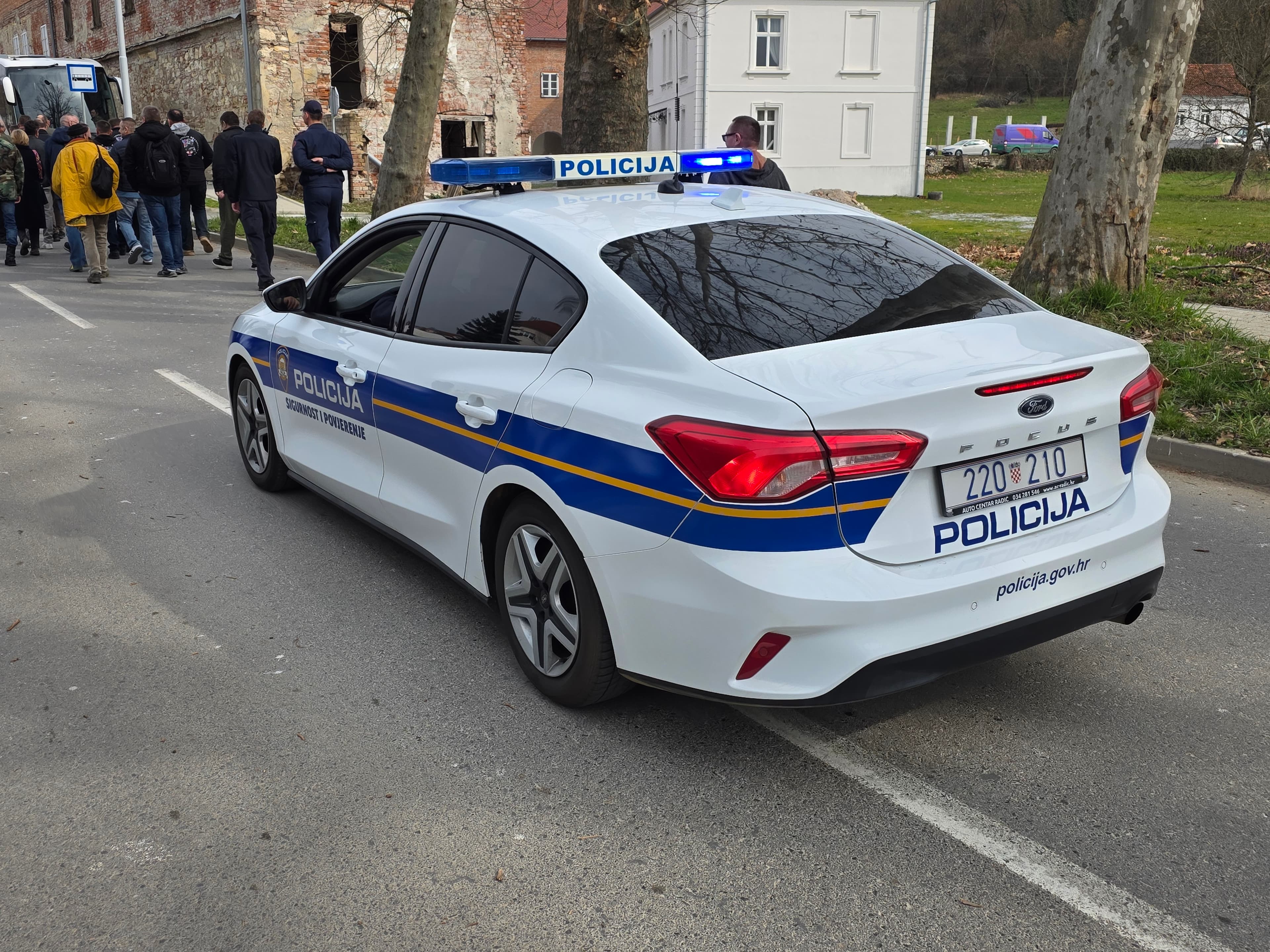 Prijavljene četiri osobe zbog narušavanja javnog reda i mira