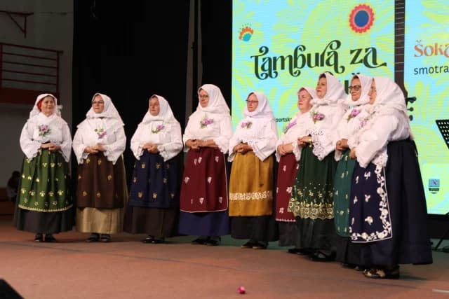 Tri skupine brodskog kraja nastupile na priredbi Tambura za dušu u požeškom kraju