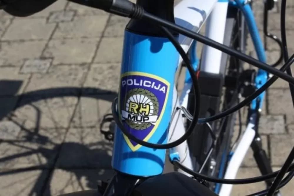 Dvojica alkoholiziranih biciklista u N. Gradiški zadržani na otriježnjenju, počinili prometne prekršaje te narušavali javni red i mir