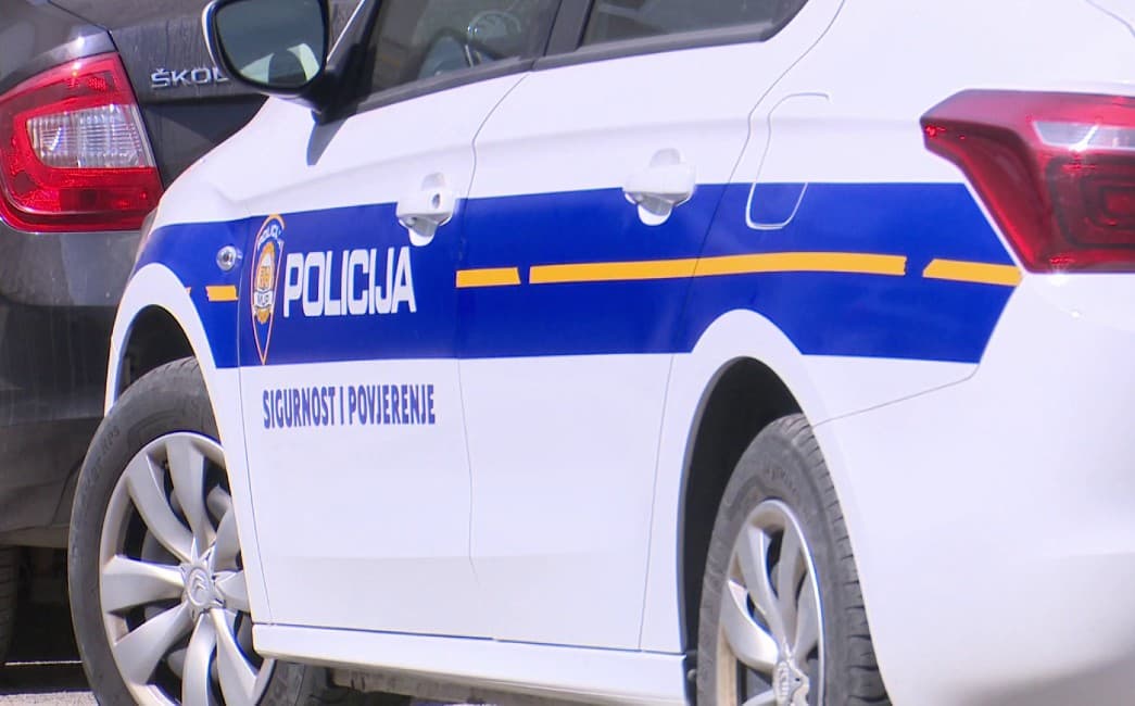 Autom naletio na biciklistu, dao se u bijeg, no ubrzo zaustavljen